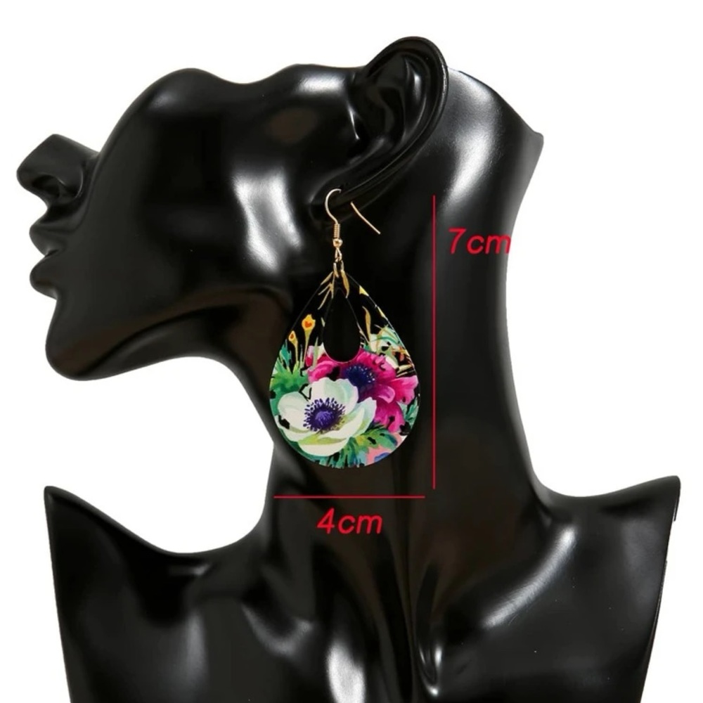New Artisan Handmade Tropical Paradise Hand Painted Hawaii Floral Gold Earrings - Picture 16 of 16